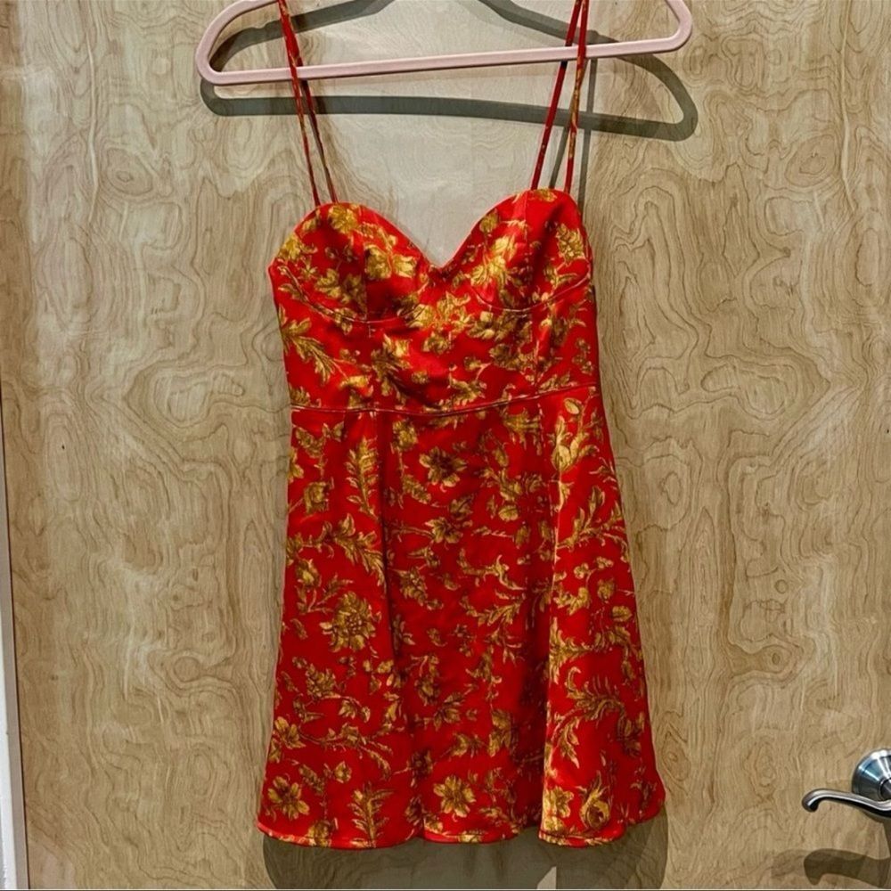 Urban Outfitters Red Floral Satin Mini Dress – Size Small - Picture 4 of 8